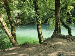  <a style='color: #fff;' href='/uploaded/photo/amberieu-lac-bleu-et-chy-teaux-66a39b8ce9afa.jpg'>(Télécharger)</a>