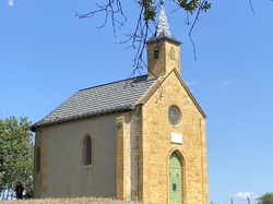  <a style='color: #fff;' href='/uploaded/photo/belle-journy-e-autour-d-aoeveux-64b7f9e65f35a.jpg'>(Télécharger)</a>