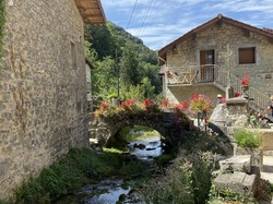  <a style='color: #fff;' href='/uploaded/photo/belle-rando-y-cerdon-64ddb86e83698.jpg'>(Télécharger)</a>