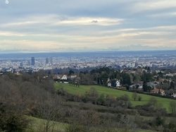  <a style='color: #fff;' href='/uploaded/photo/poleymieux-et-saint-fortunat-63a6b0664ecec.jpg'>(Télécharger)</a>